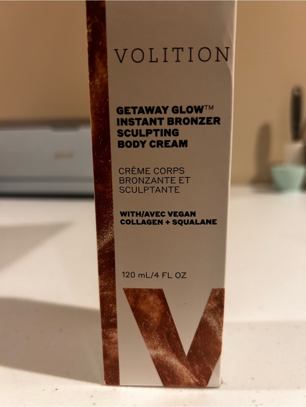 Volition Getaway Glow Instant Bronzer Sculpting Body Cream -120ml. New.